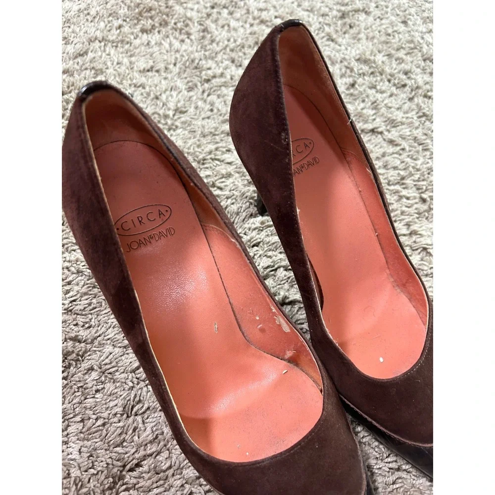 VTG Circa Joan & David Brown Suede Croc Embossed Pointed Toe Pumps Heels 8